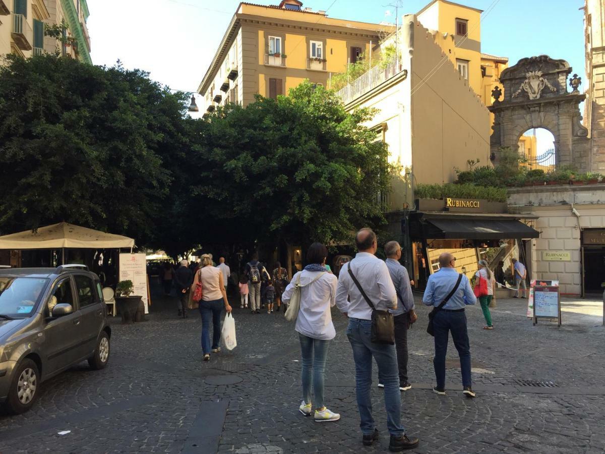 Appartamentino 116 Via Chiaia Napoli Eksteriør billede